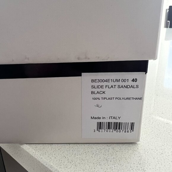 Givenchy Logo Rubber Sandal Slide - Picture 5 of 6